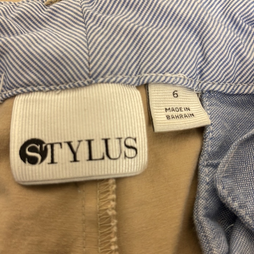 Khaki pants - Picture 5 of 5